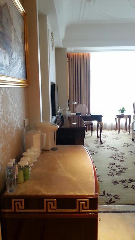 Nantong Jinshi International Hotel Екстериор снимка